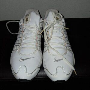 Nike Shocks